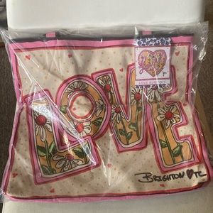 🌈 NWT Brighton Love Bug Tote